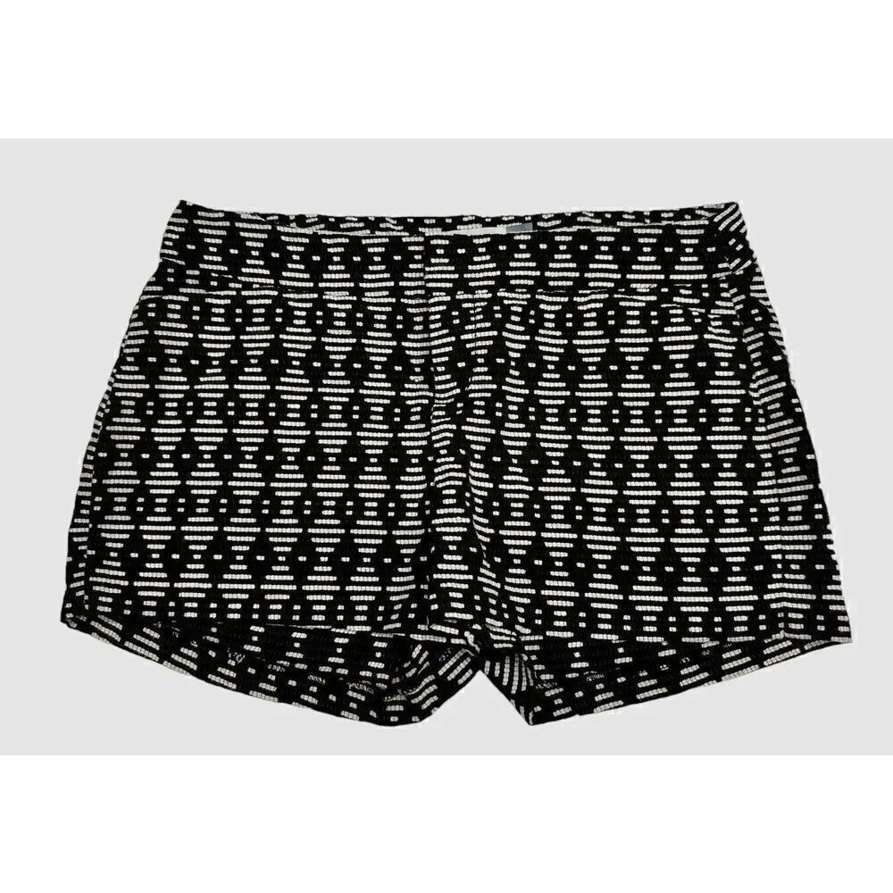 Old Navy Jacquard Short Black & White Diamond Print 3 Inch Women’s Shorts Size 2